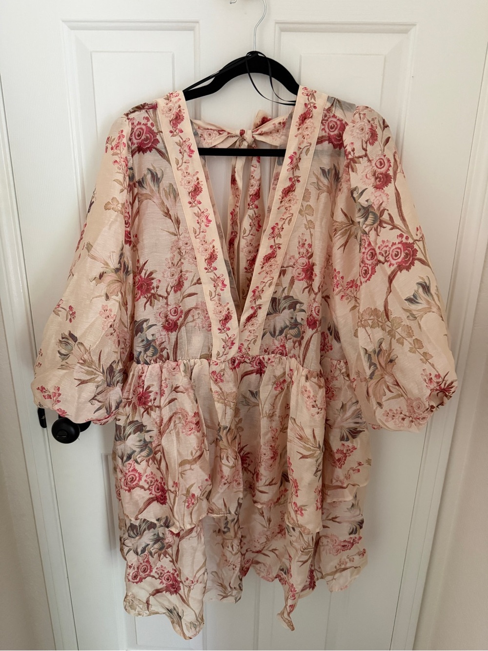 H&M MAMA Pink Cream Floral V-Neck Mini Dress